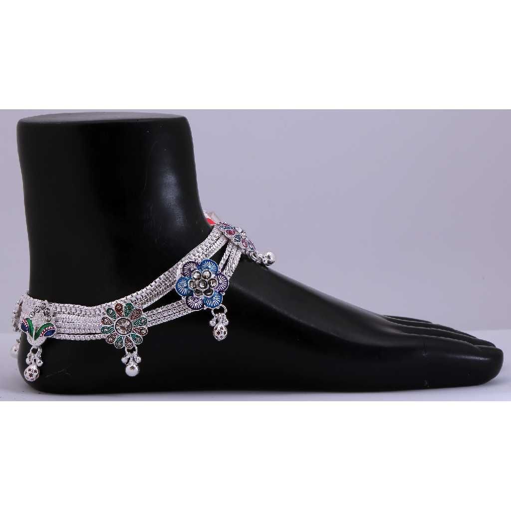 Attractive Flower Design Silver Anklet
