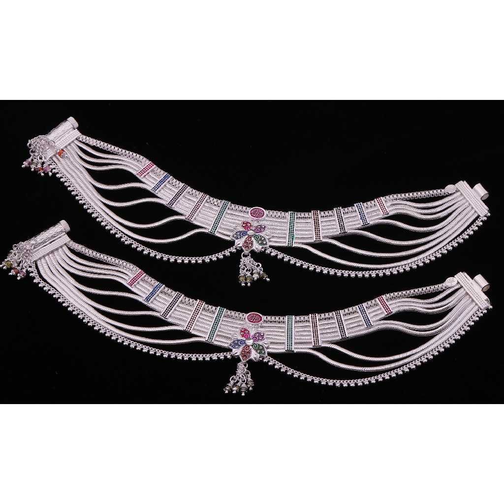 Silver Stunning and Fashionable payal for Ladies