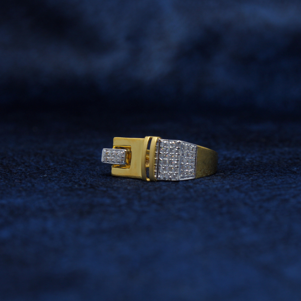 22KT Hallmarked Designer Ring For Men - Image 3