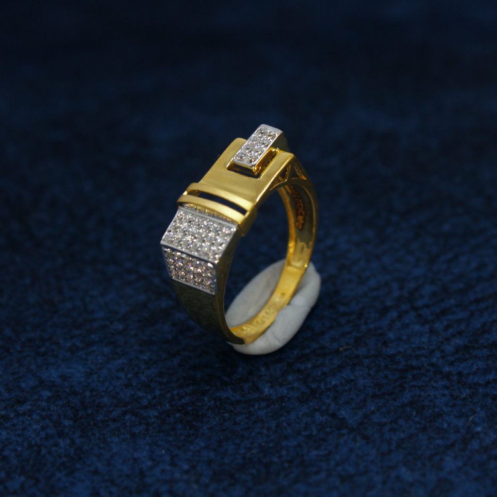 22KT Hallmarked Designer Ring For Men - Image 2