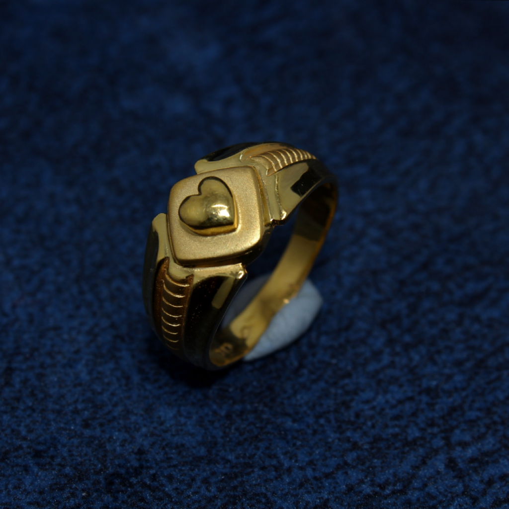 22KT Hallmarked Heart Ring For Men