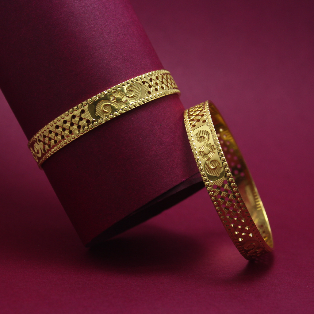 916 Hallmarked Beautiful Bangles