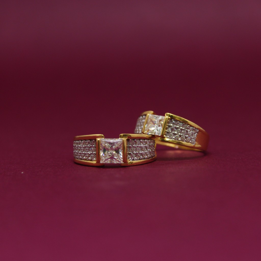 916 Hallmarked Attractive Couple Ring