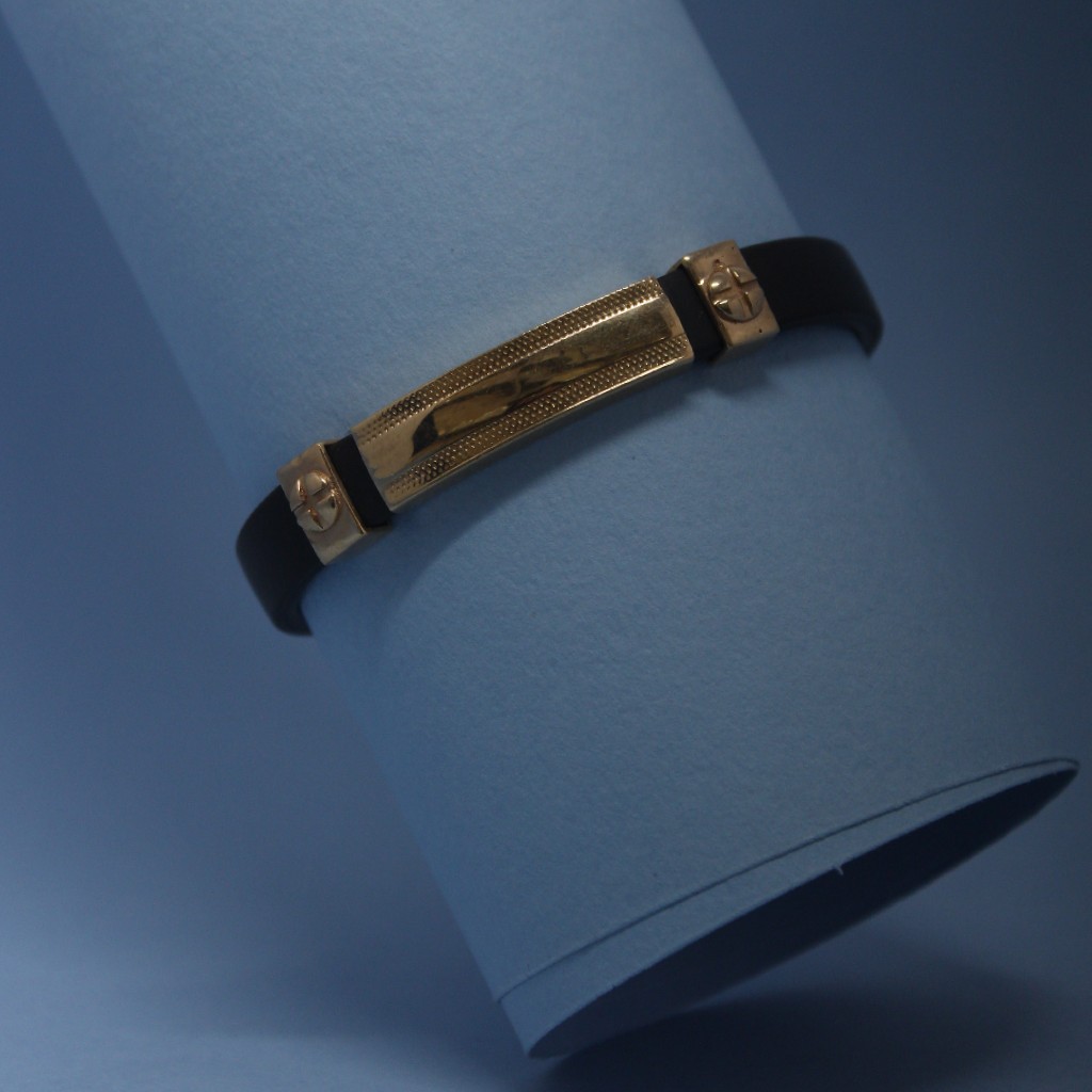 18kt rose gold stylish leather bracelet