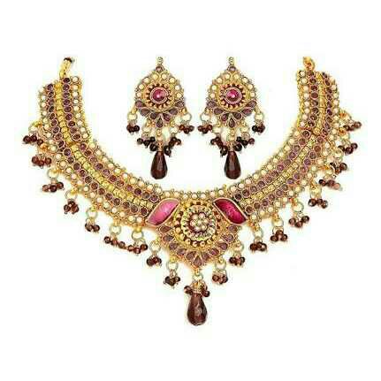 Gold Fancy Necklace