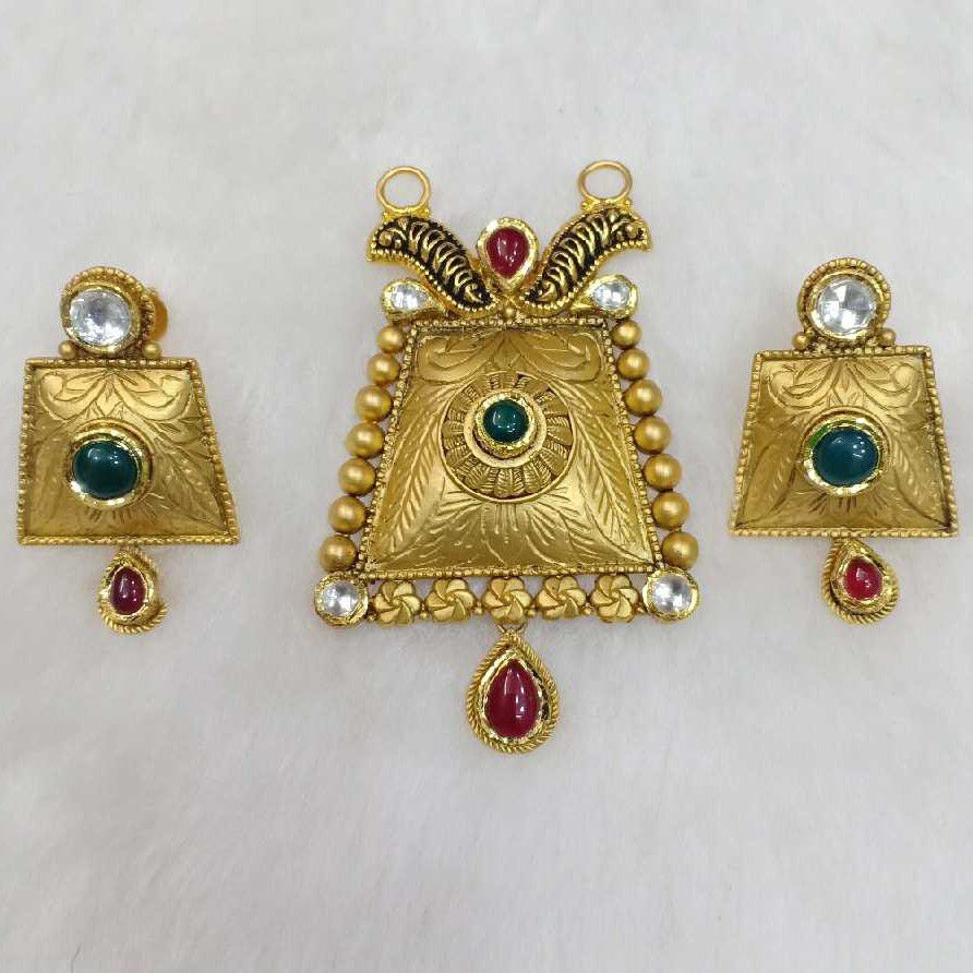916 Gold Exclusive Pendant Set