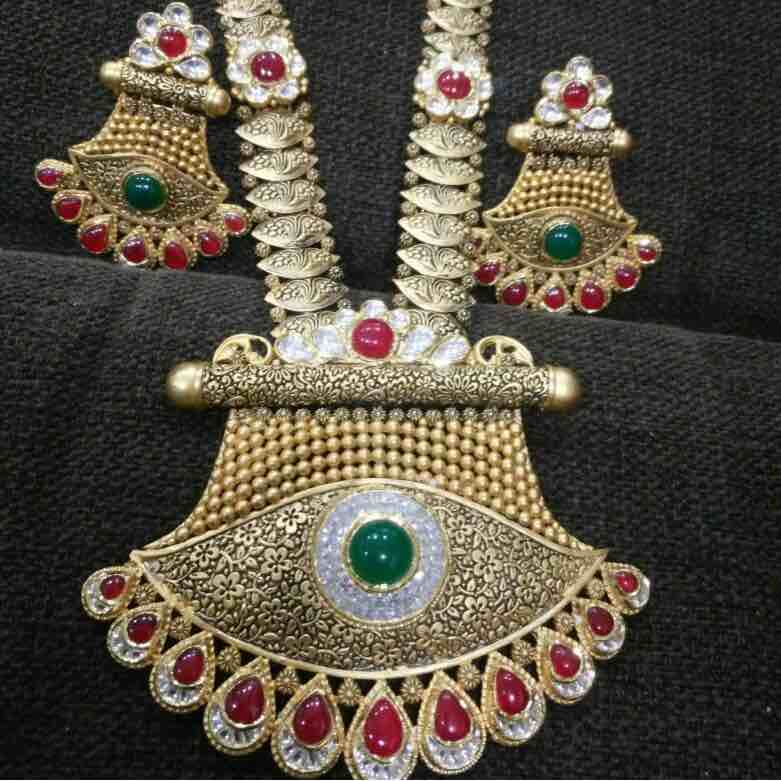 Antique Set