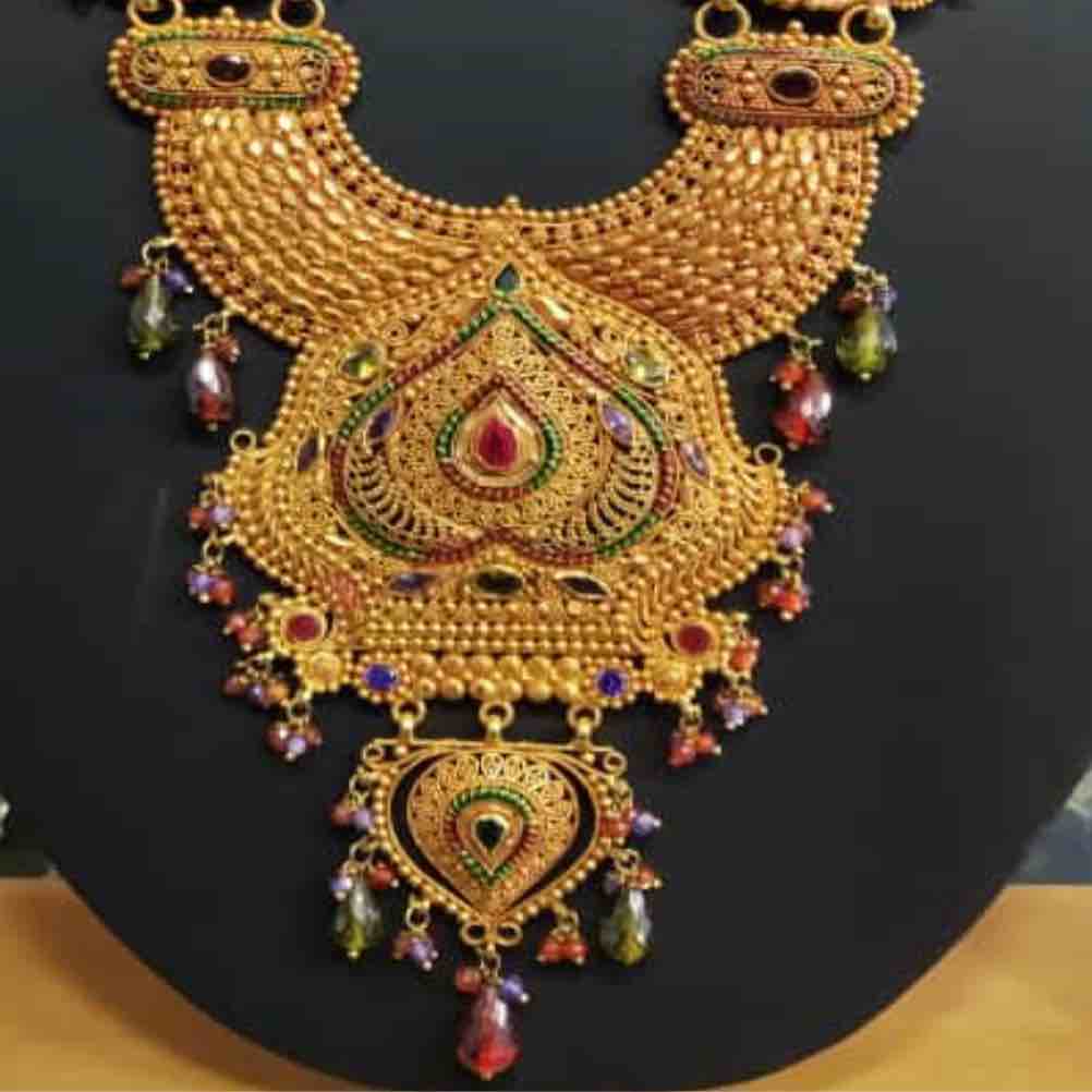 22kt fancy long set