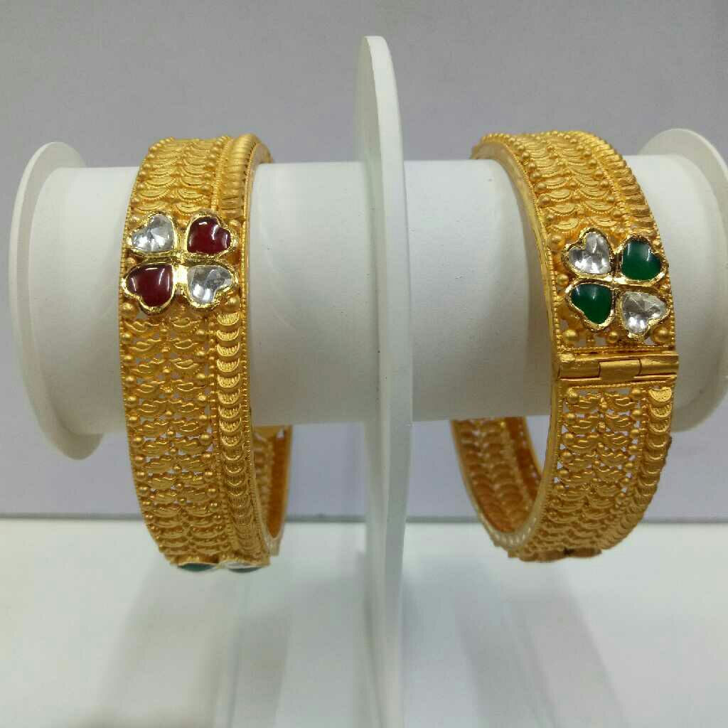 916 Antique Gold Colored Stone Patla