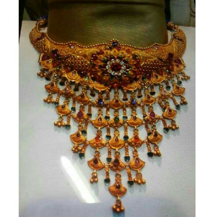 Indian Traditional Style Gold Necklace Set
