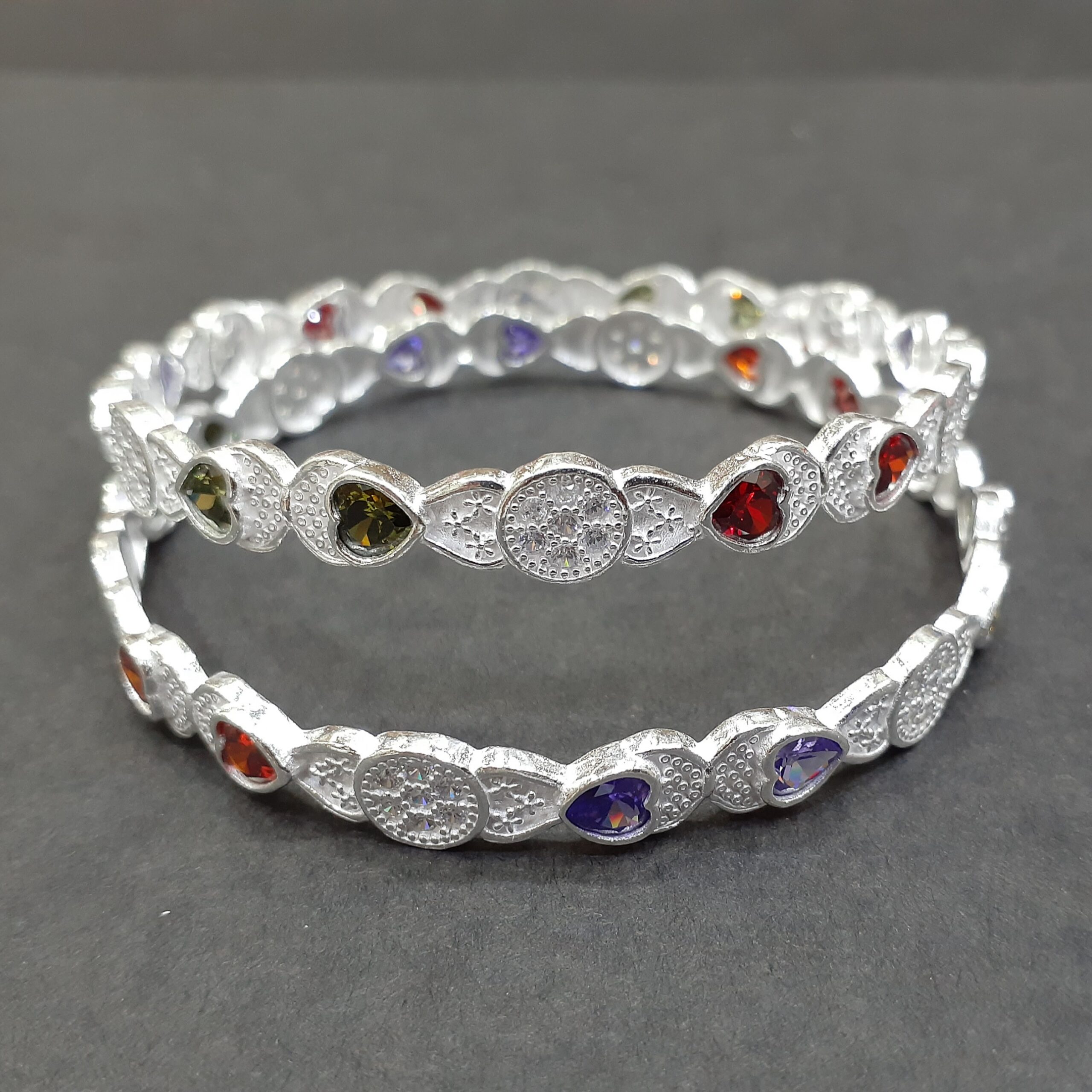 Sterling silver Round Design bangle
