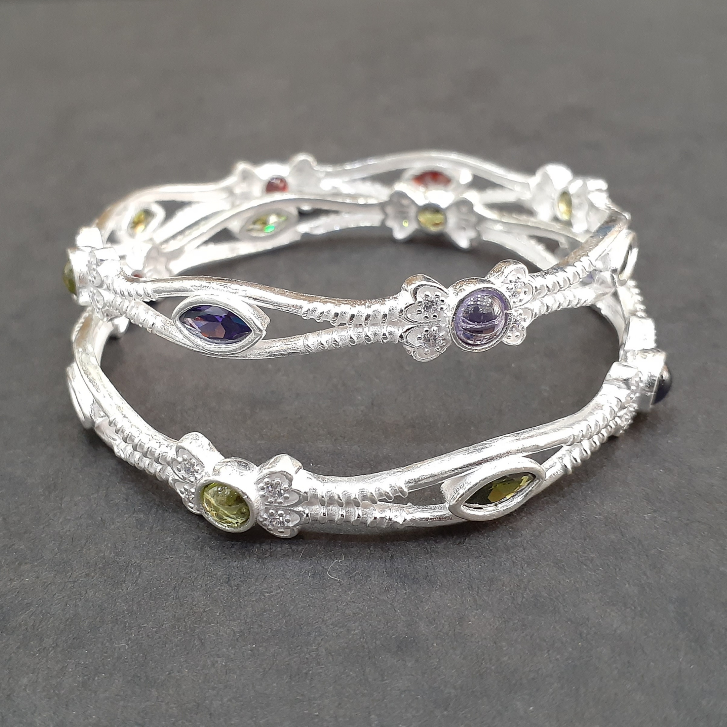 925 light weight silver bangle