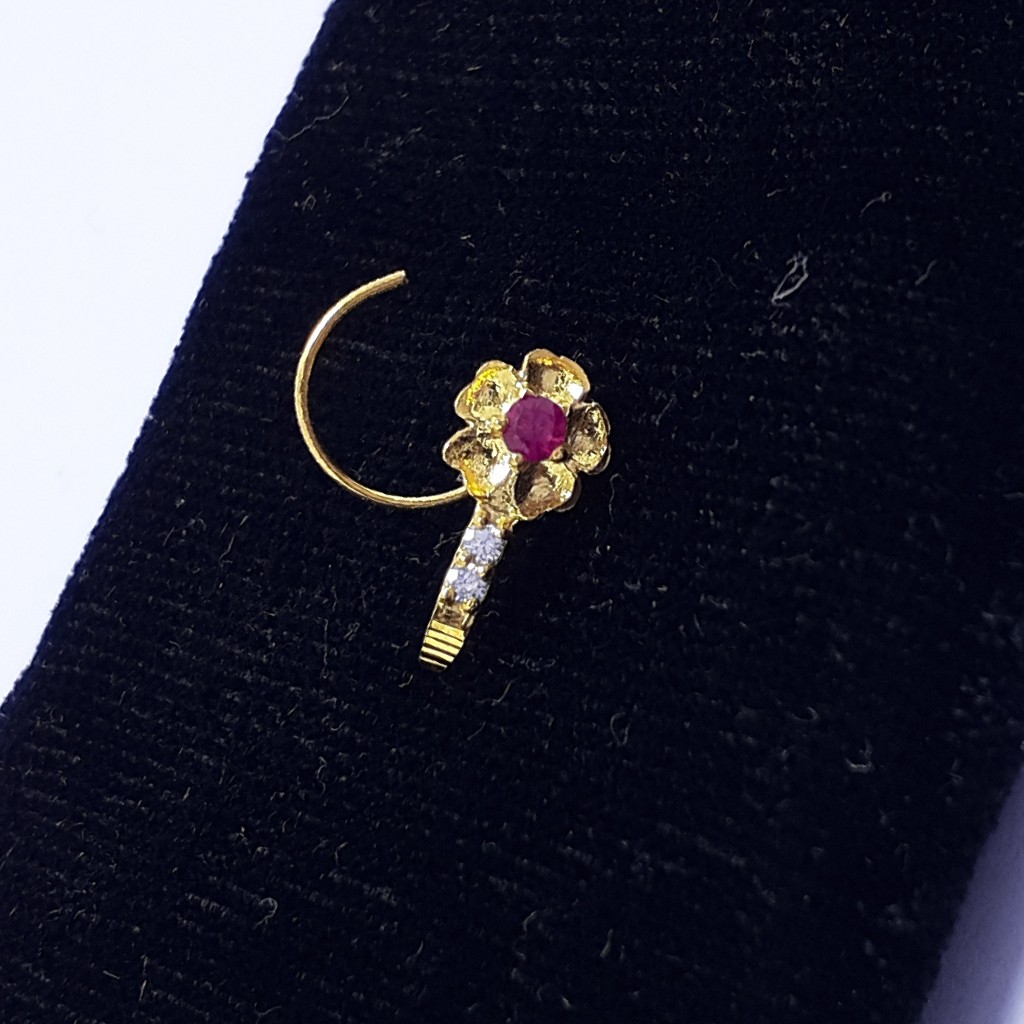 Gold Fancy J-Sania Nosepin