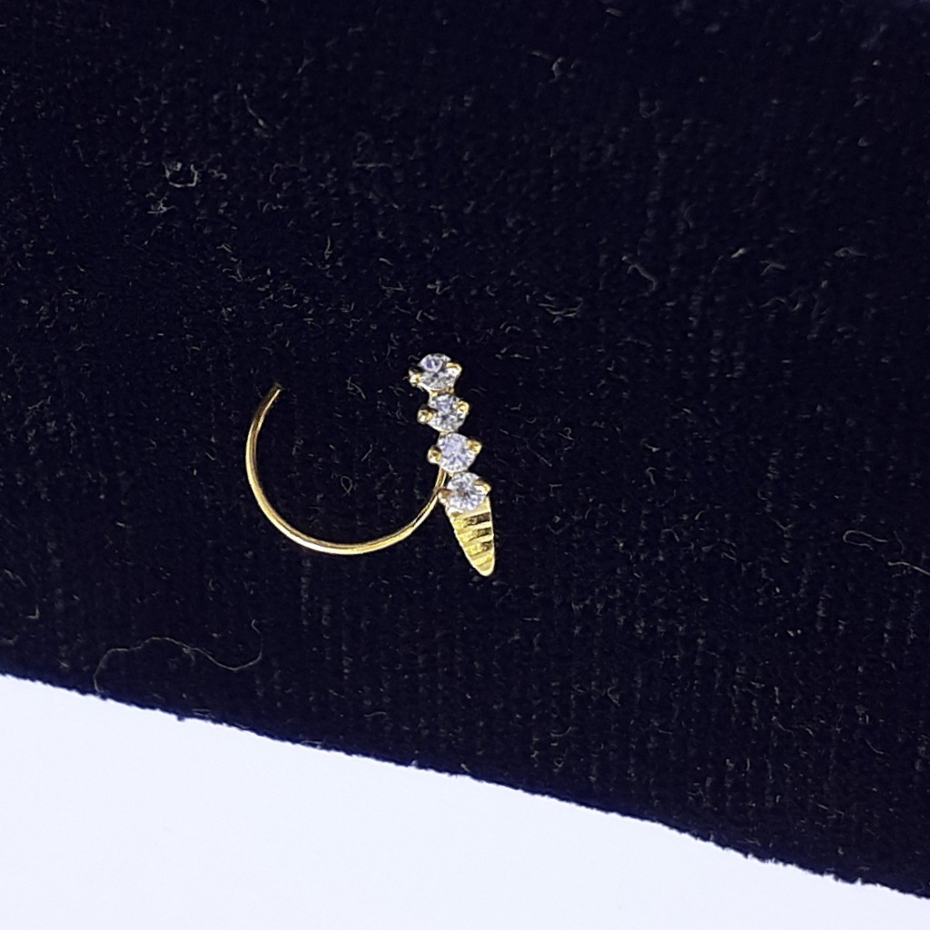 Gold Fancy J-Sania Nosepin