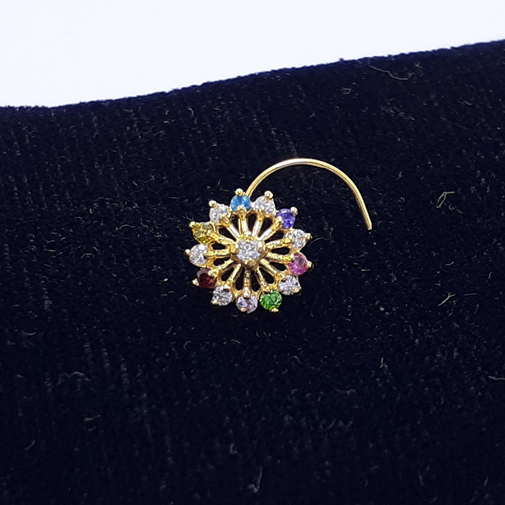 Gold fancy round nosepin