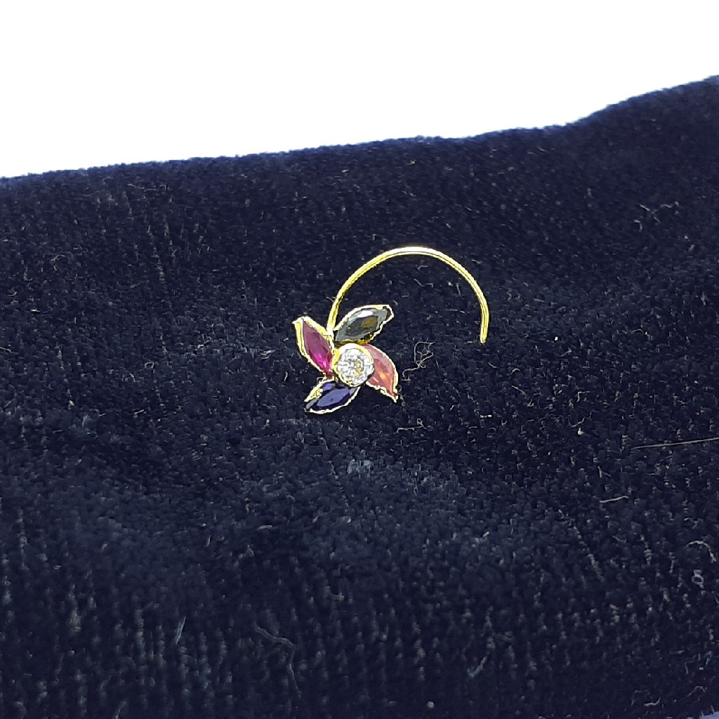 Gold nosepin