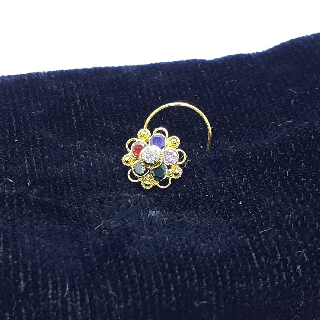 Gold nosepin
