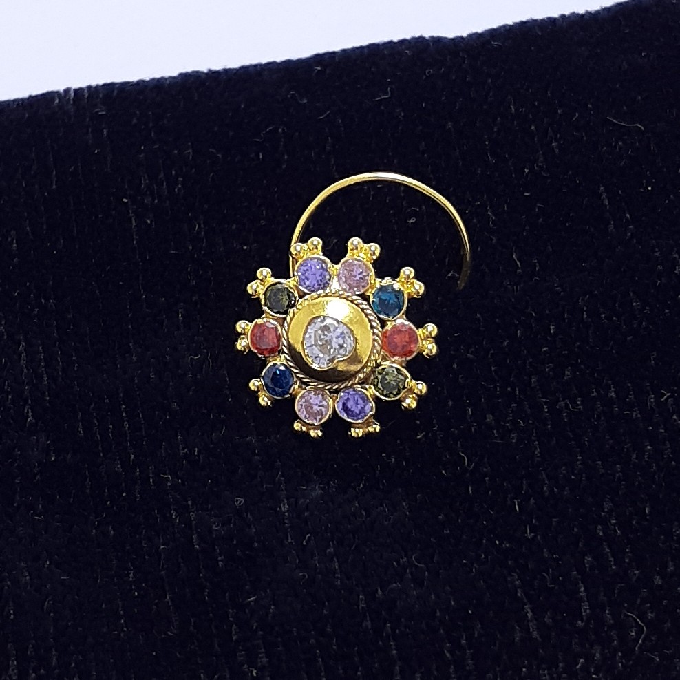 Gold nosepin