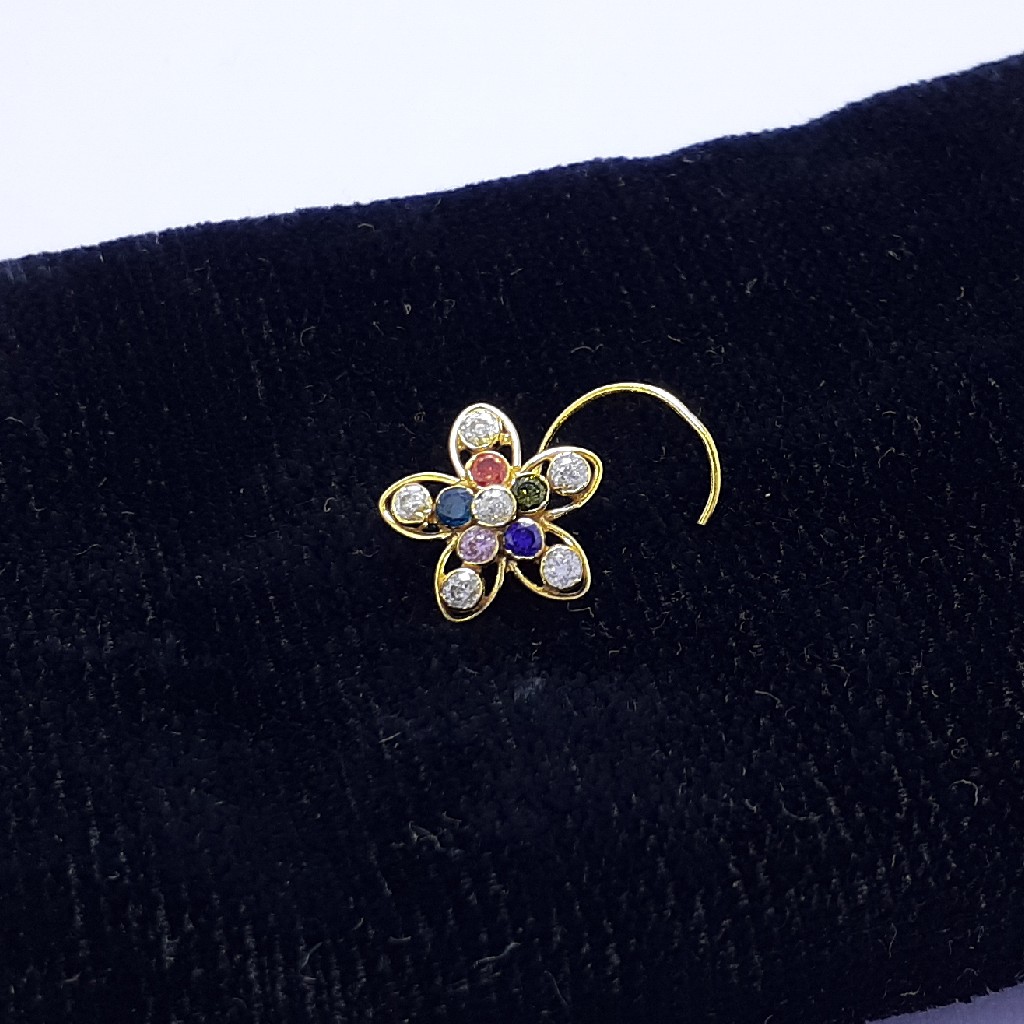 Gold nosepin
