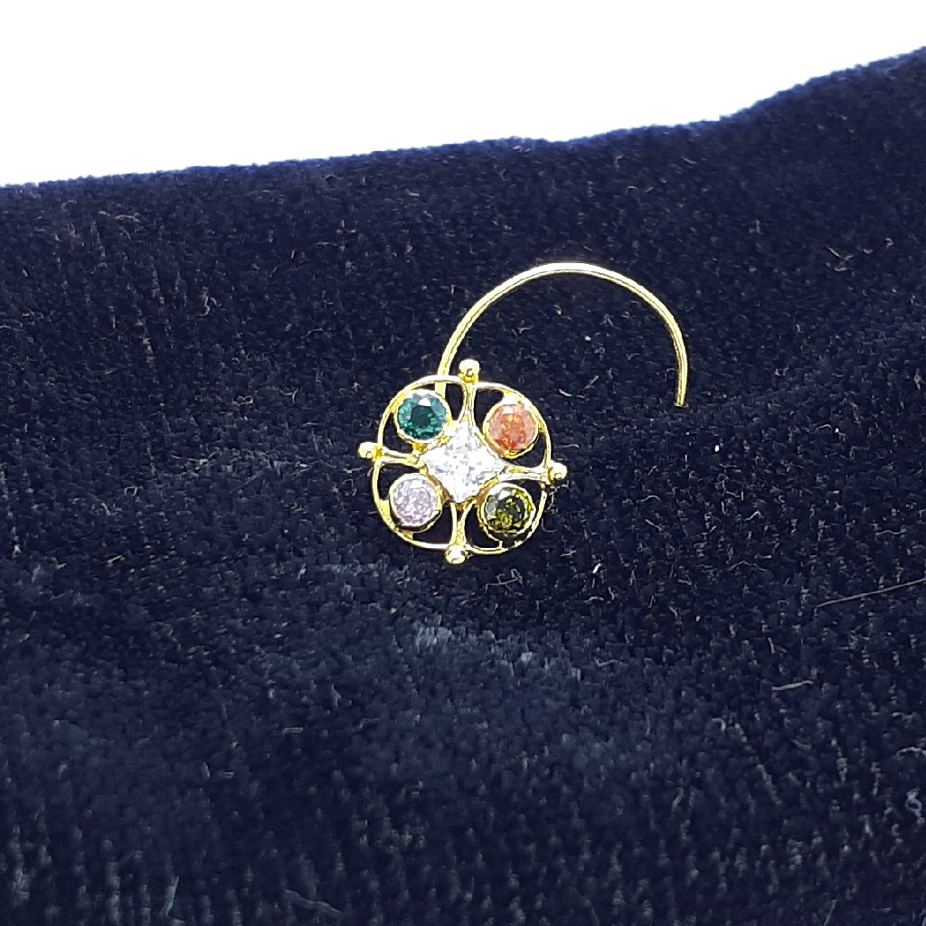 Gold nosepin