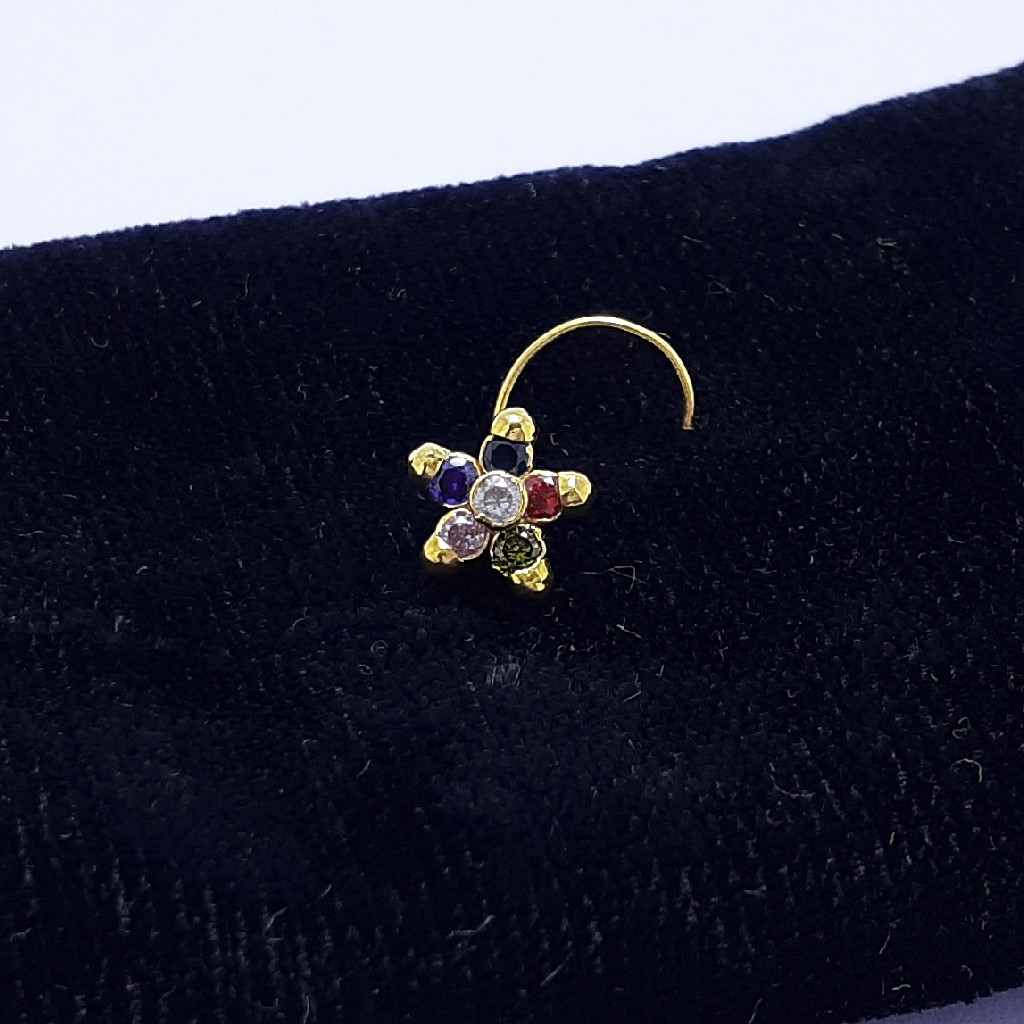 Gold nosepin