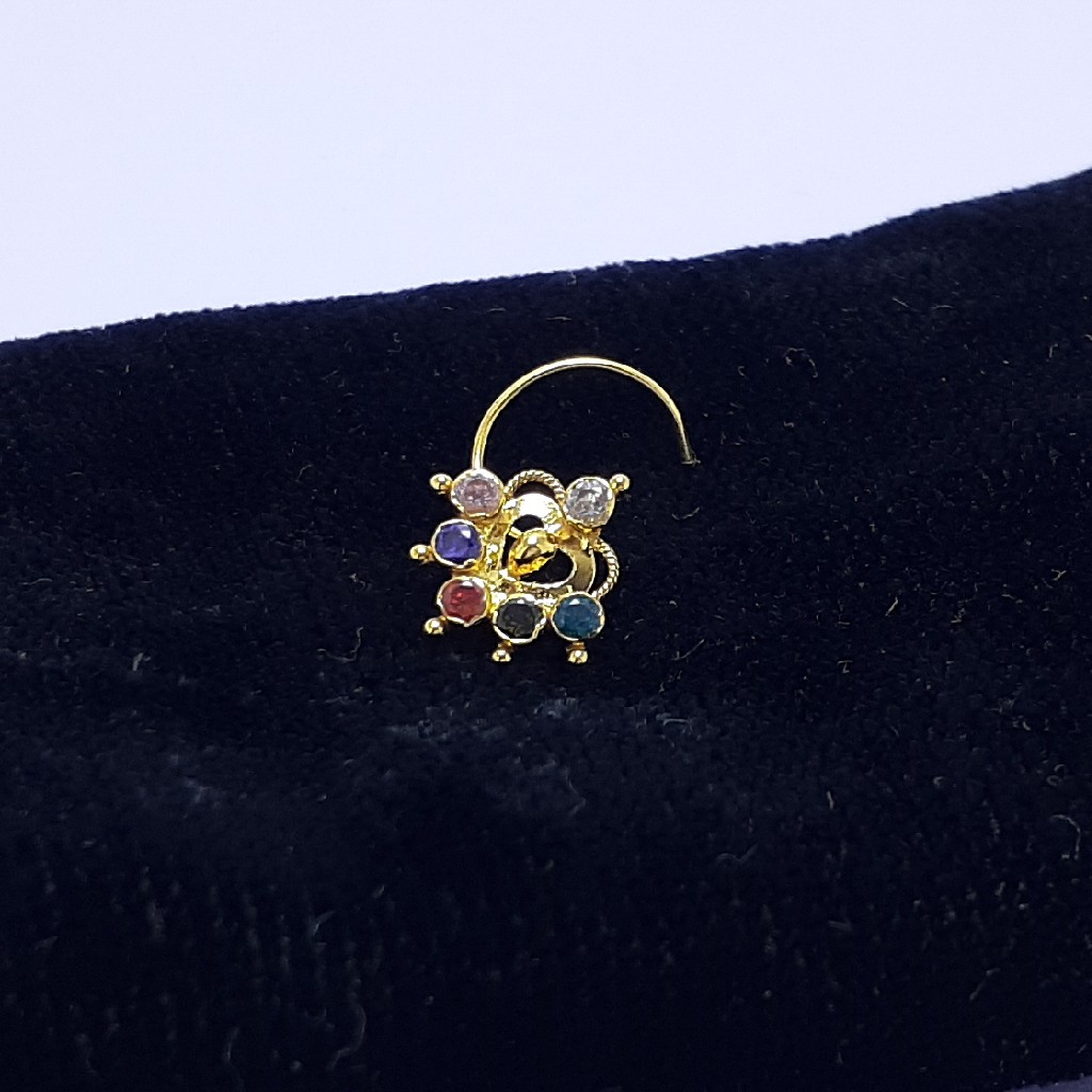 Gold nosepin