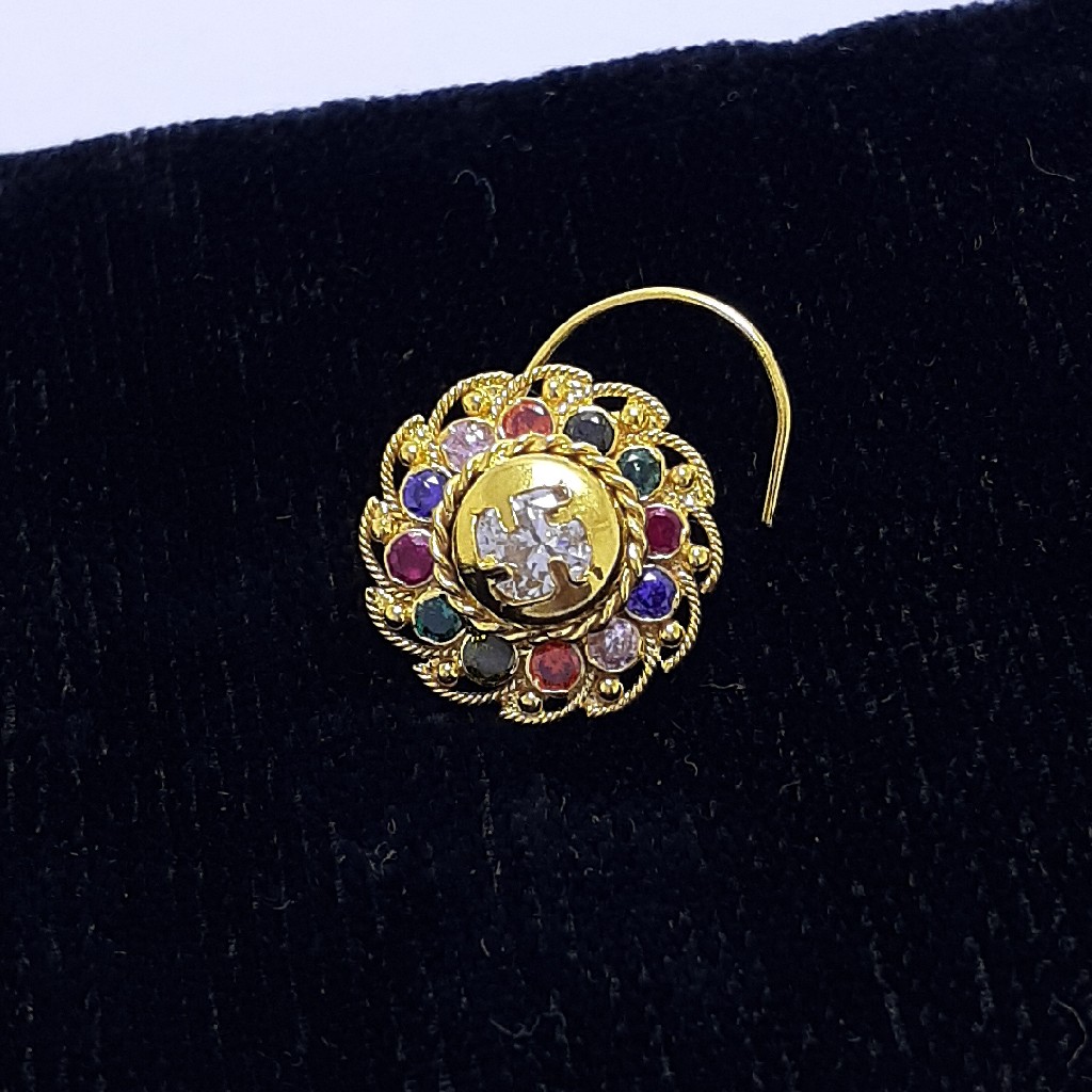 Gold nosepin