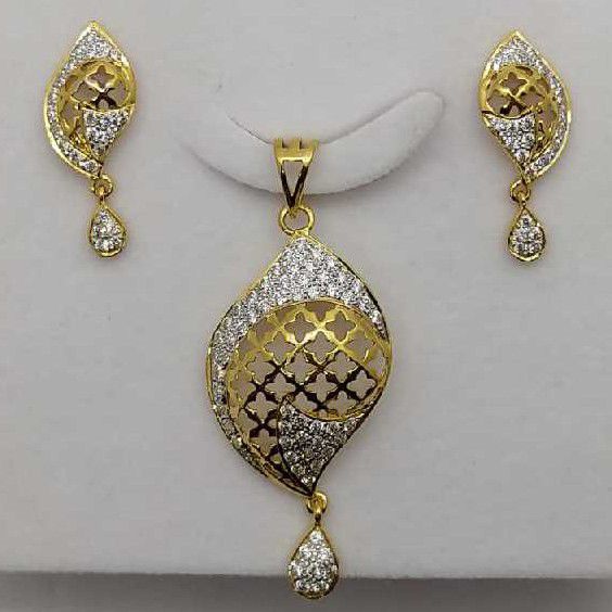 22k/916 Fancy Gold Ladies Pendent Set