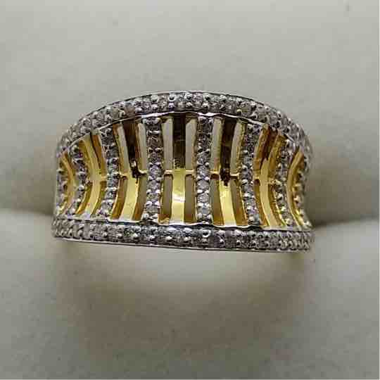 Stylish Crown Shape Gold Ring