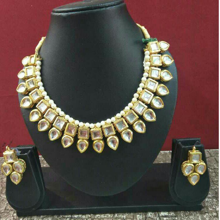 Kundan Jewelery