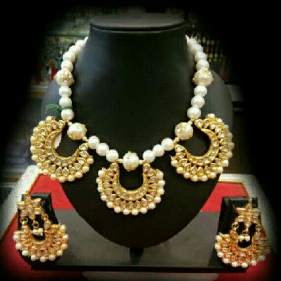 Attractive Moti Kundan necklace Set