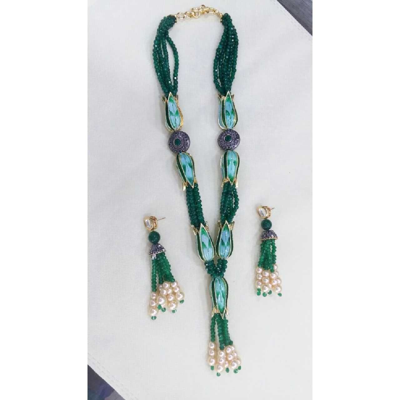 Modern Mayura Necklace Set