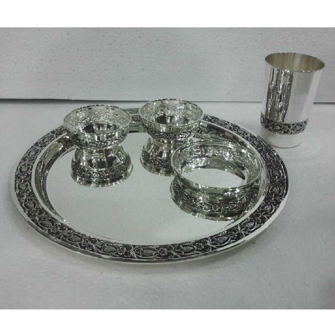 Silver Fancy Utensil Dinner Set
