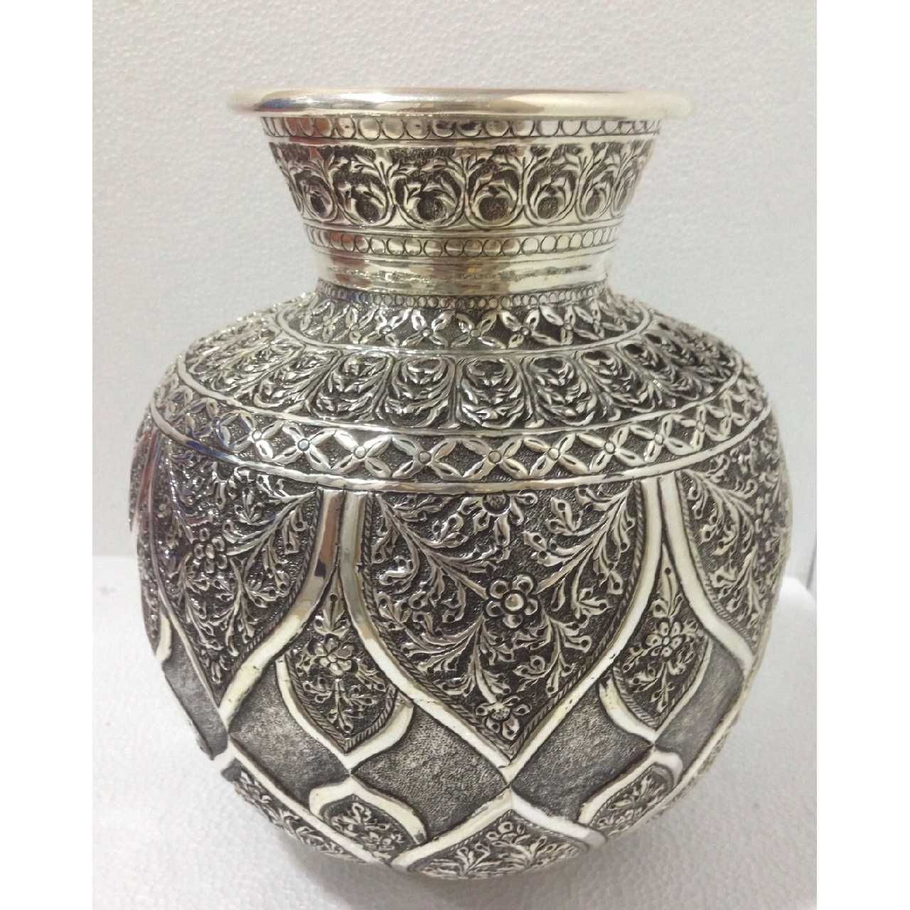 Fancy Silver Indian Pot White