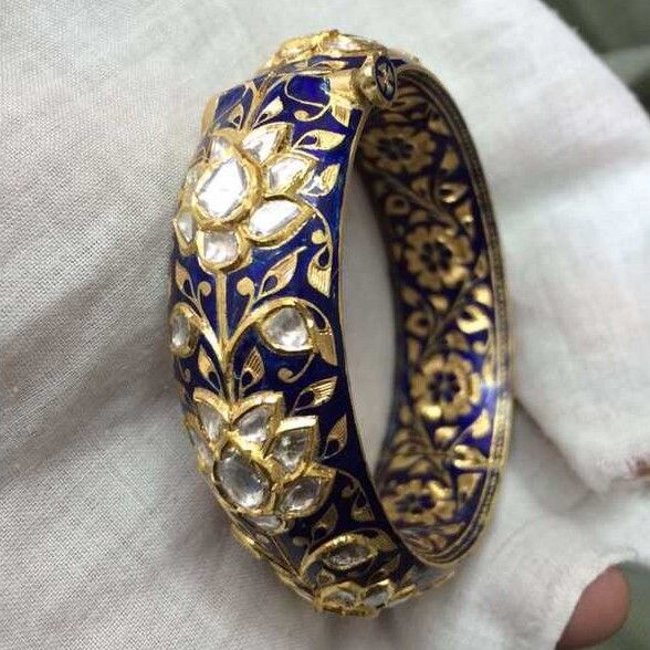 Designer Kundan Kada