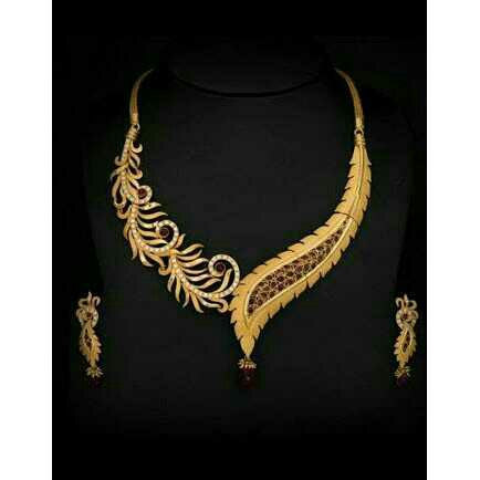 22 KT Gold Fancy Necklace Set