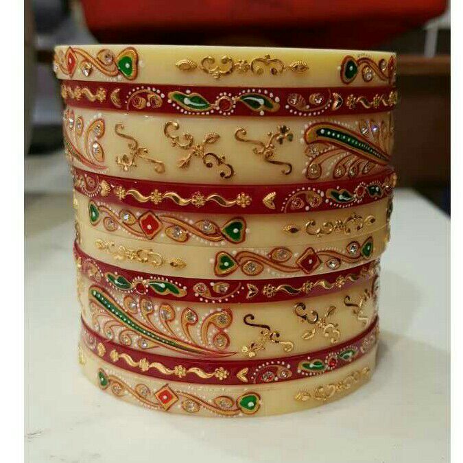 22K / 916 Yellow Gold Classic Bridal Red Chuddi