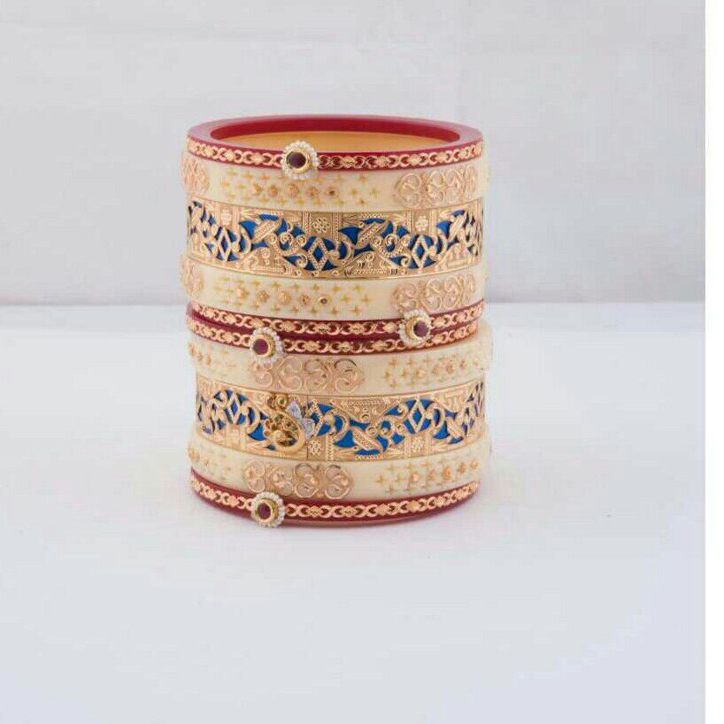 22K / 916 Gold Ladies Attractive Chuddi