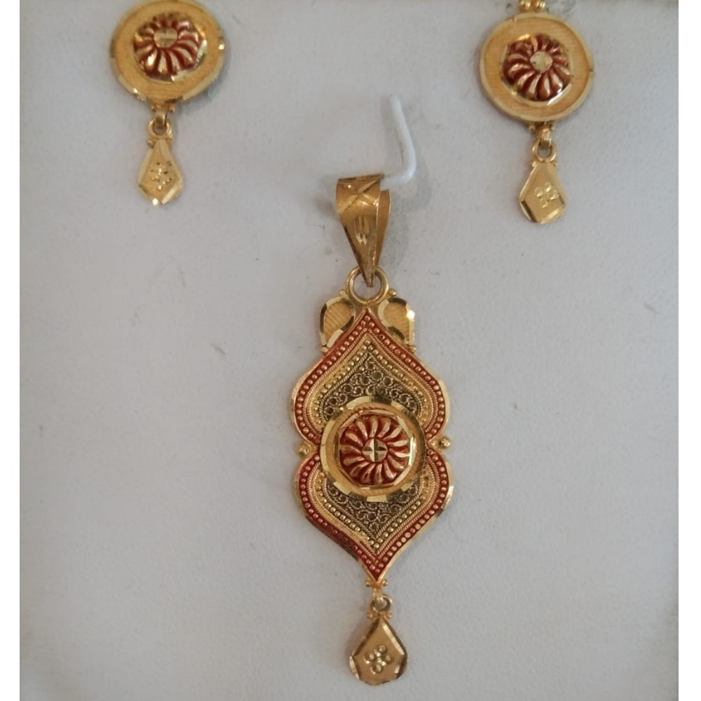 916 Gold Wedding Wear Pendant Set