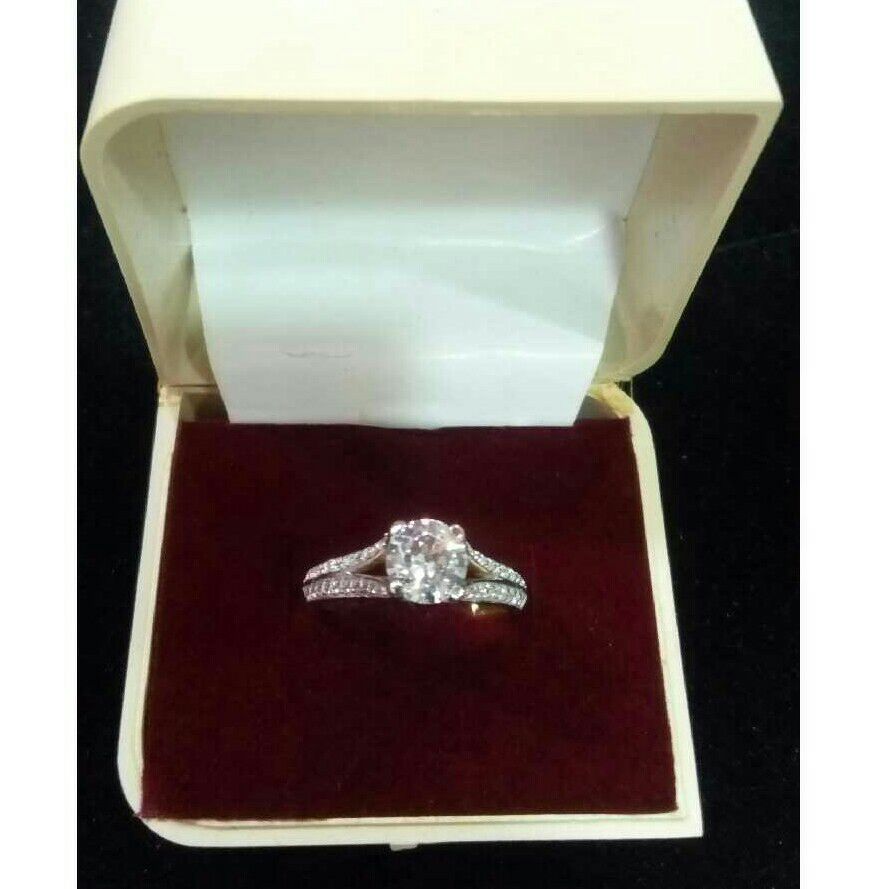 22kt Gold Attractive Ring