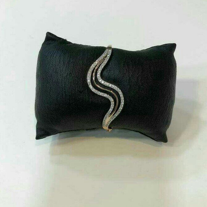 22K / 916 Gold Classic Ladies Bracelet ( Lucky )