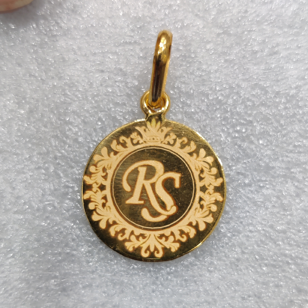 916 Gold Fancy RS Monogram Designer Pendant