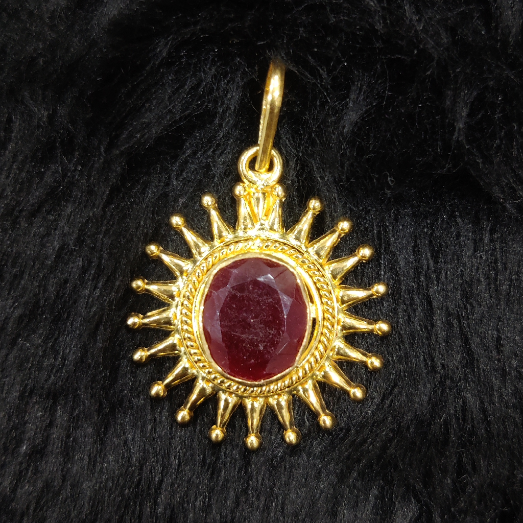 916 Gold Fancy Singal Stone Pendant