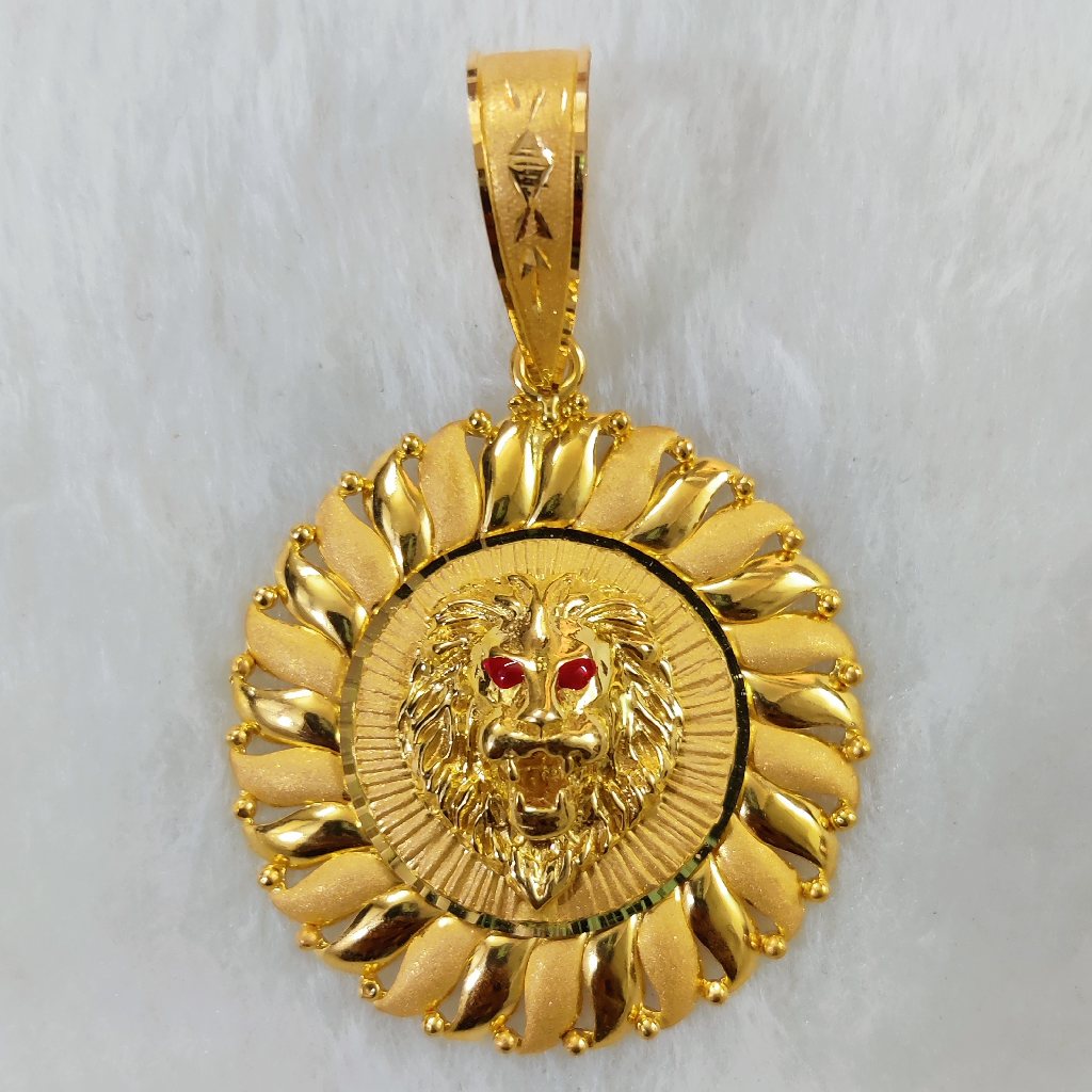 22k gold fancy gent's lion face pendant