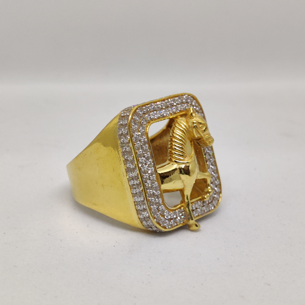 916 Gold Fancy Gent's Ring