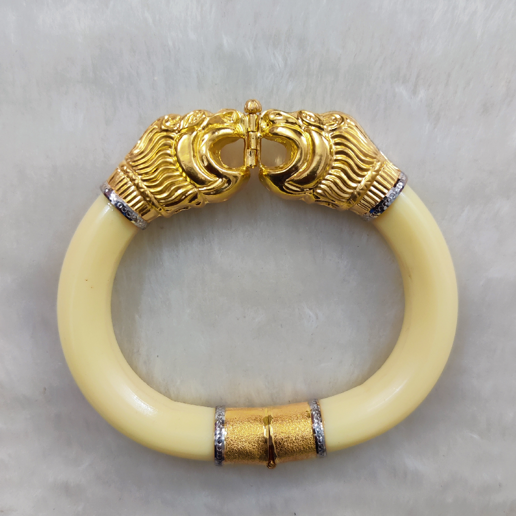916 Gold Fancy Gent's Lion Face Genda Kada
