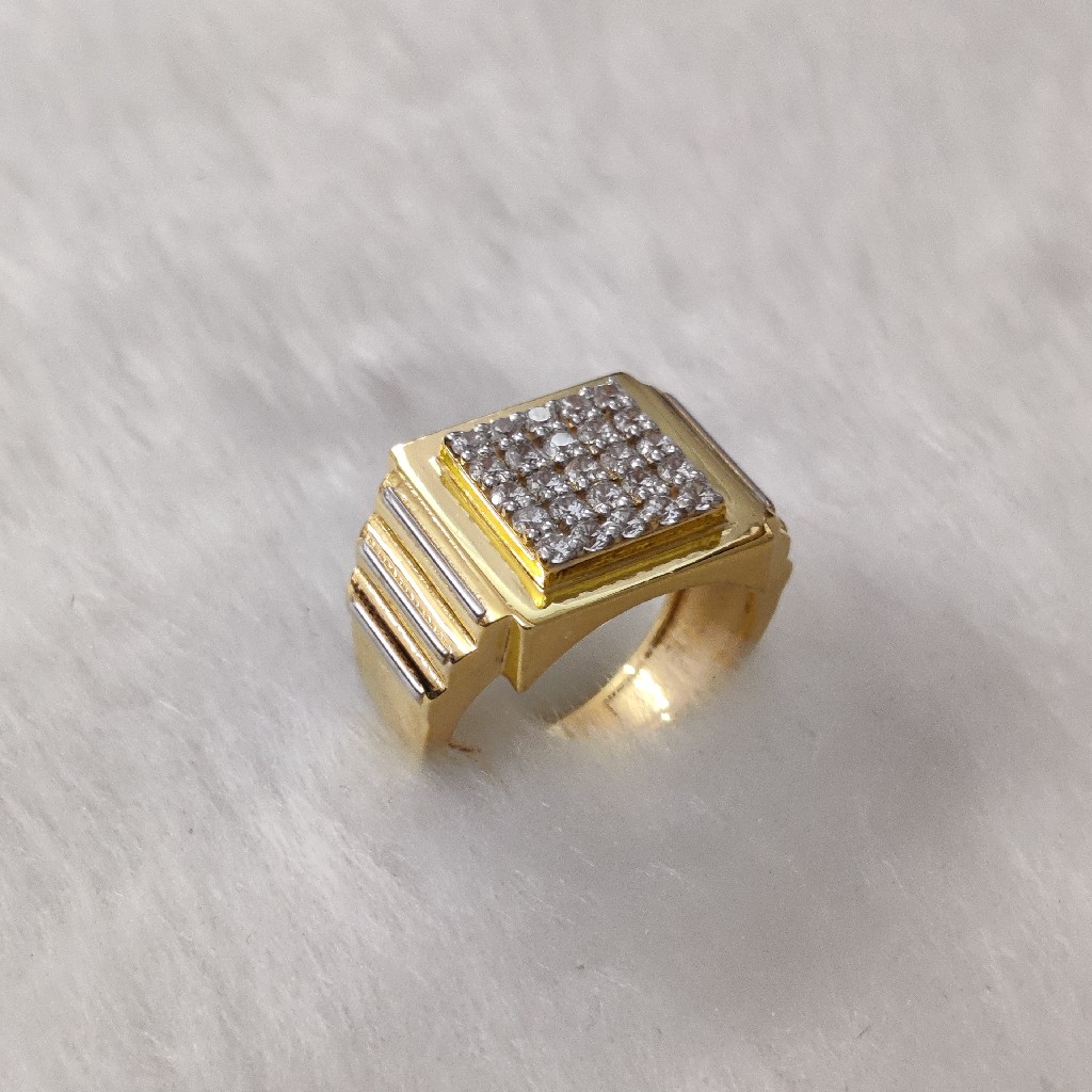 916 Gold Fancy Gent's Rings