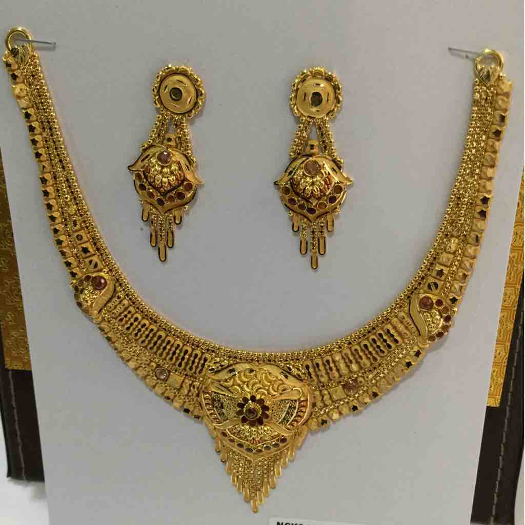 22K/916 Gold designer necklace set (w.4.25)