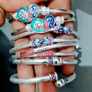 Silver Ladies Jadtar Antique Attractive Stone Bangle