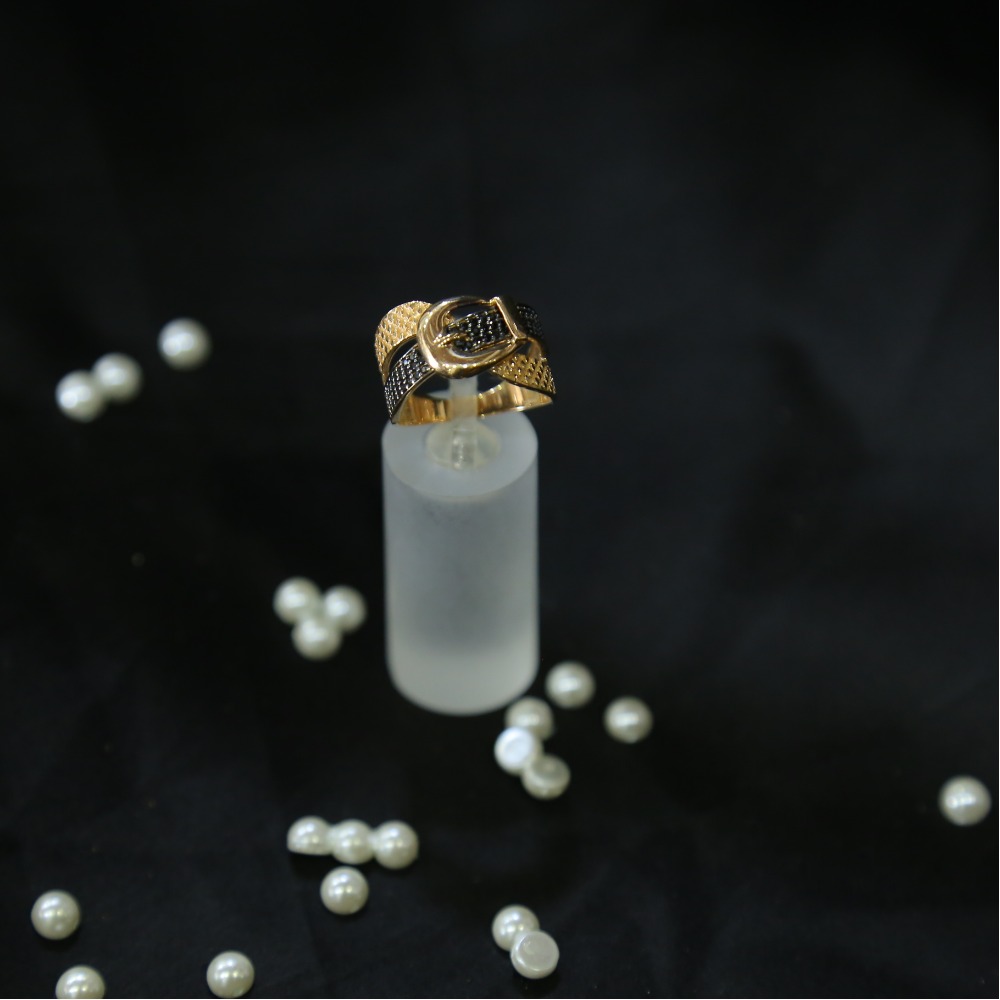 18KT Gold Ladies Indo-Italian Fancy Ring Rose